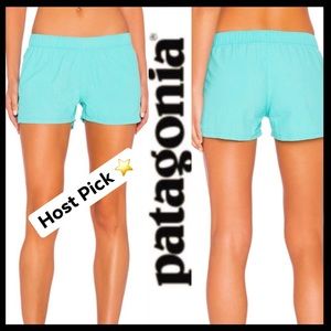 ⭐️HP⭐️Patagonia Barely Baggies 2.5” Shorts